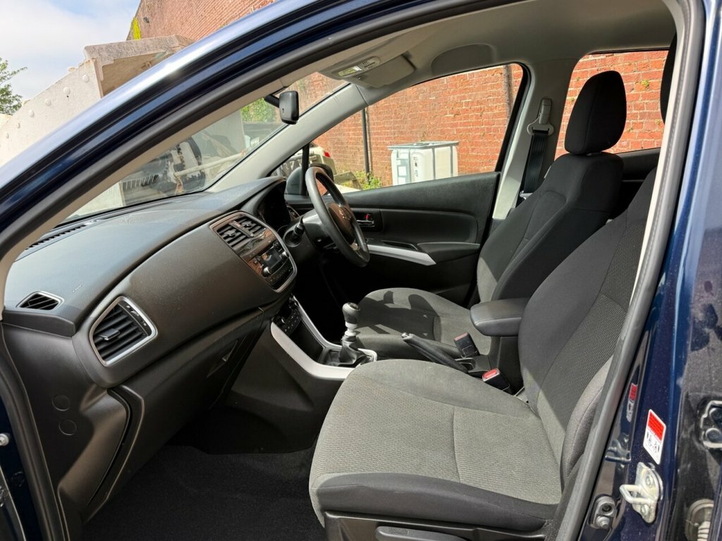 Suzuki SX4 S Cross Hatchback  #12