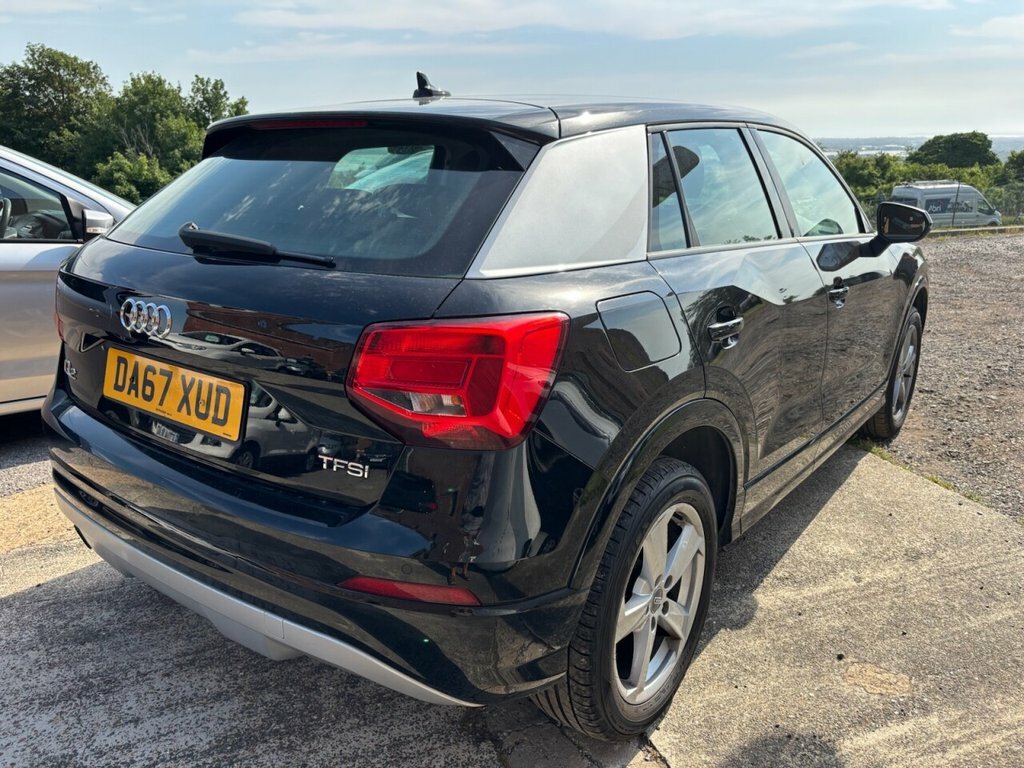 Audi Q2 Q2 Sport Tfsi Black #3