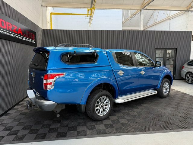 Mitsubishi L200 2017 2.4 Di-d Dc Barbarian Pickup Double Cab D WV67HLZ Blue #4