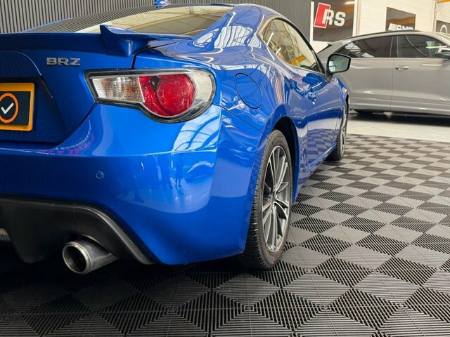 Subaru BRZ White White #51