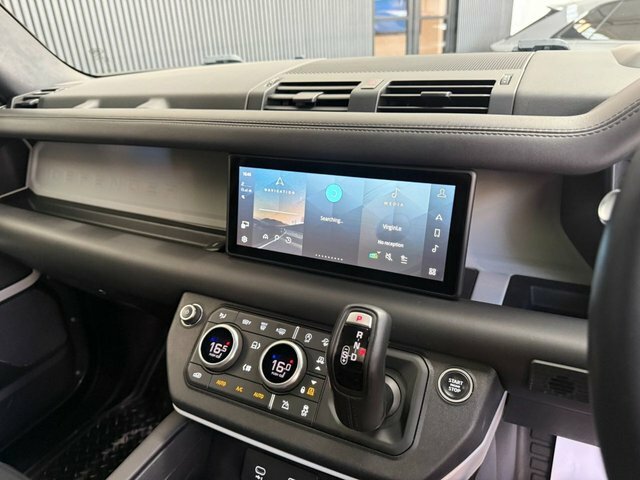 Land Rover Defender 90 Defender S D Mhev Blue #26