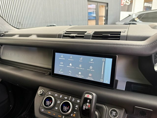 Land Rover Defender 90 Defender S D Mhev Blue #30
