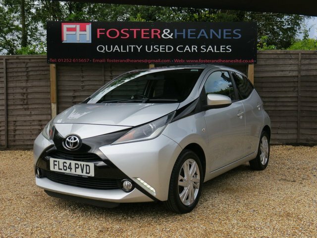 Toyota Aygo 1.0 Vvt-i X-pression Hatchback E Silver