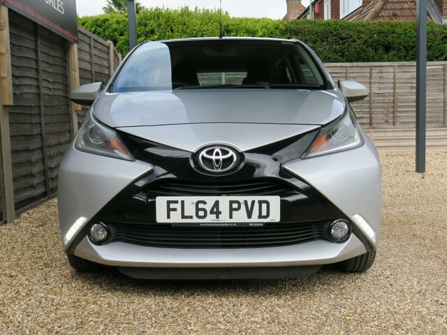 Toyota Aygo 1.0 Vvt-i X-pression Hatchback E FL64PVD Silver #4