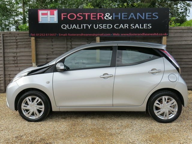 Toyota Aygo 1.0 Vvt-i X-pression Hatchback E FL64PVD Silver #6
