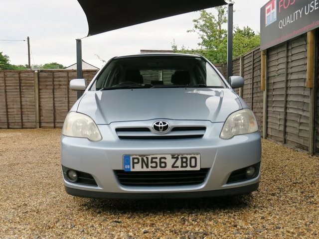 Toyota Corolla Hatchback Silver #9