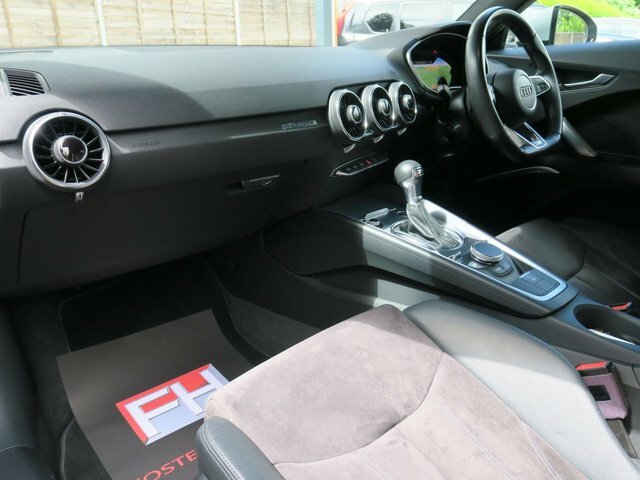 Audi TT 2.0T Fsi Quattro Black Edition S Tronic Black #19