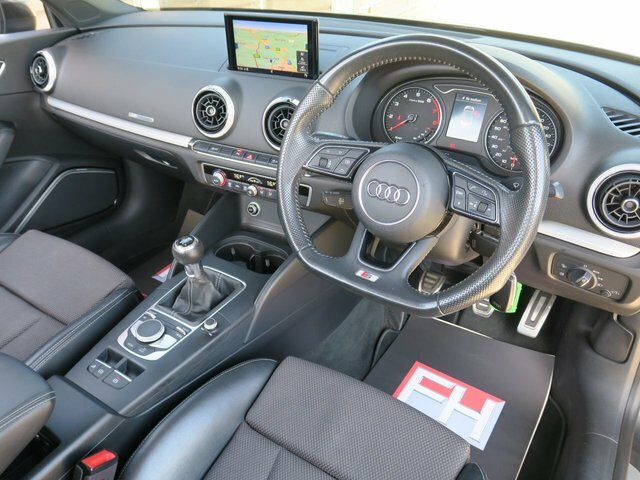 Audi A3 Cabriolet 1.5 Tfsi Cod S Line Convertible Grey #4