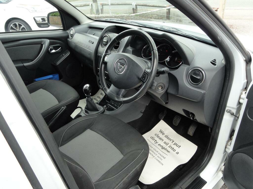Dacia Duster 1.5 Dci Laureate Suv White #6