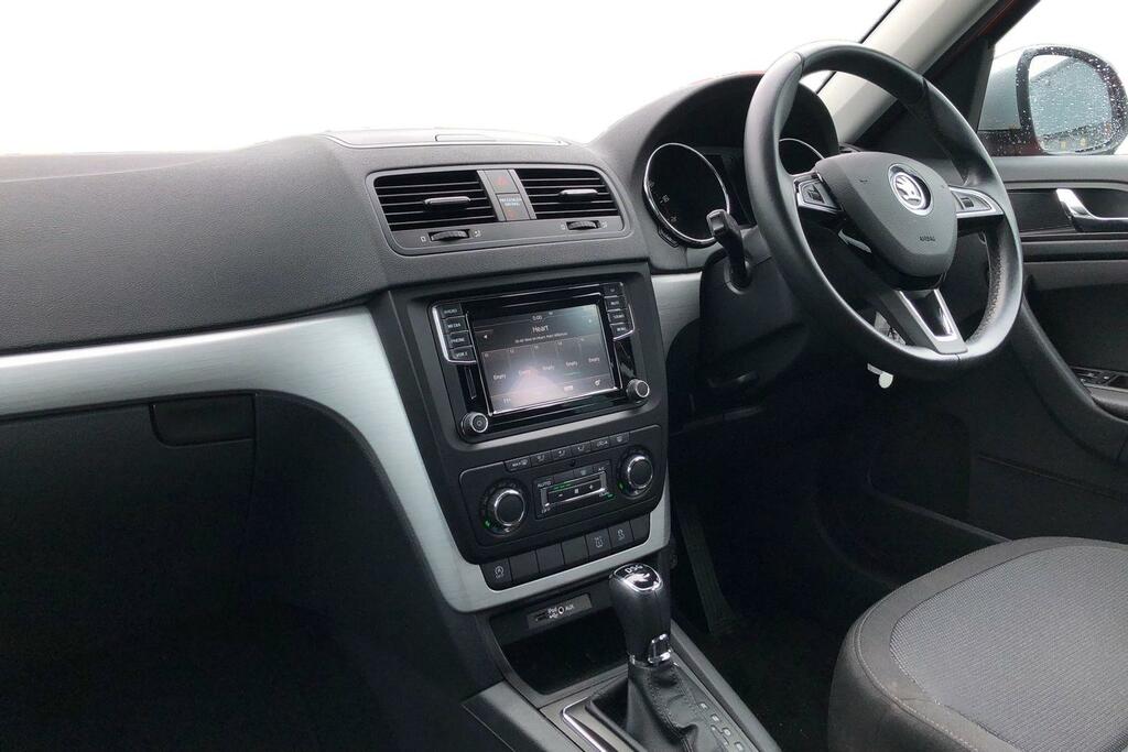 Skoda Yeti 1.2 Tsi 110 Se Dsg Red #4