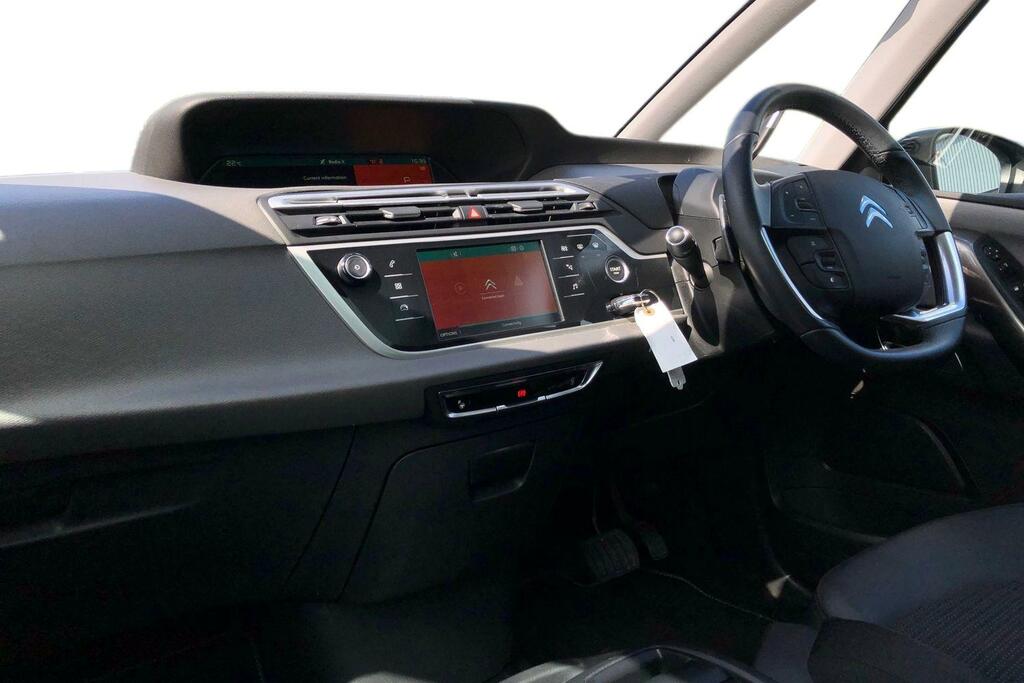 Citroen Grand C4 SpaceTourer 1.5 Bluehdi 130 Shine Eat8 White #4