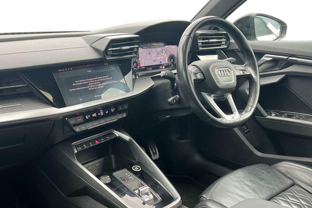 Audi A3 35 Tfsi Vorsprung S Tronic YL21JGF White #4