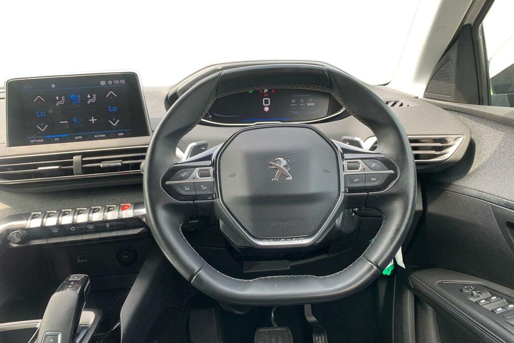 Peugeot 5008 1.2 Puretech Allure Eat8 EU20DDN White #5