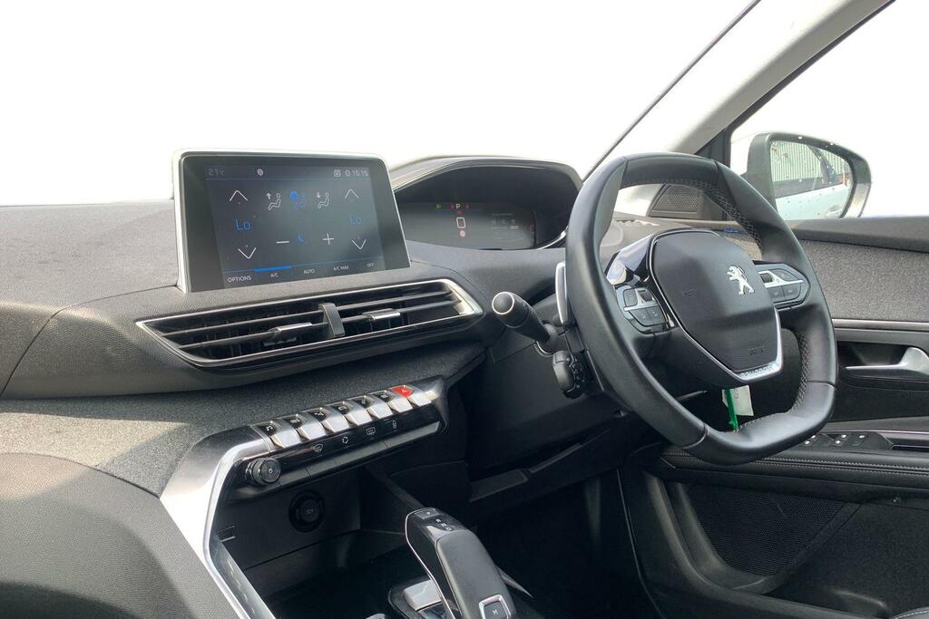 Peugeot 5008 1.2 Puretech Allure Eat8 EU20DDN White #4