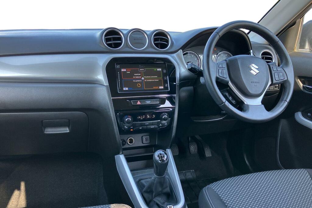 Suzuki Vitara 1.6 Sz-t Black #4