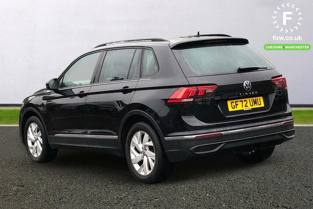 Volkswagen Tiguan 1.5 Tsi 150 Life Dsg GF72UMU Black #2