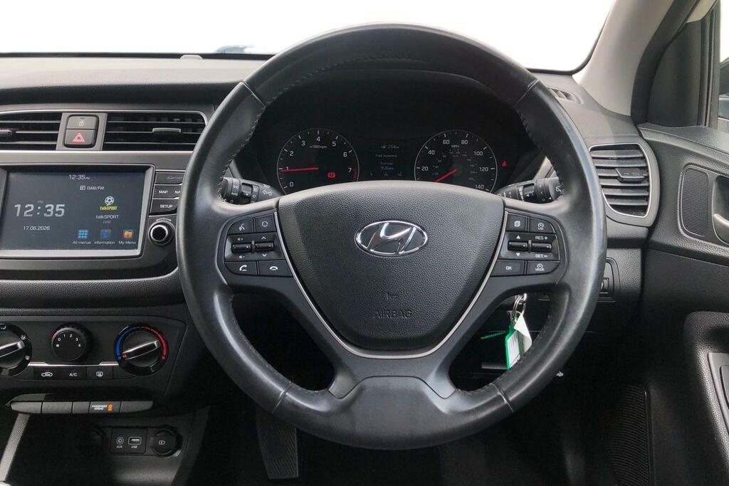Hyundai I20 1.2 Mpi Play YW19TVX White #5