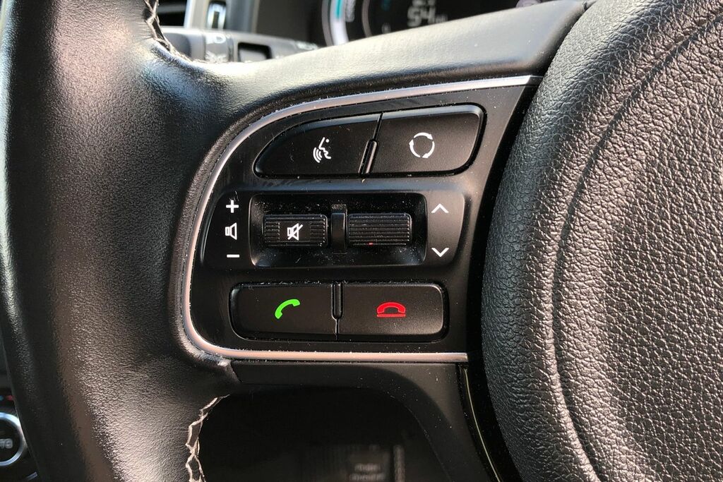 Kia Niro 1.6 Gdi Hybrid 3 Dct White #6