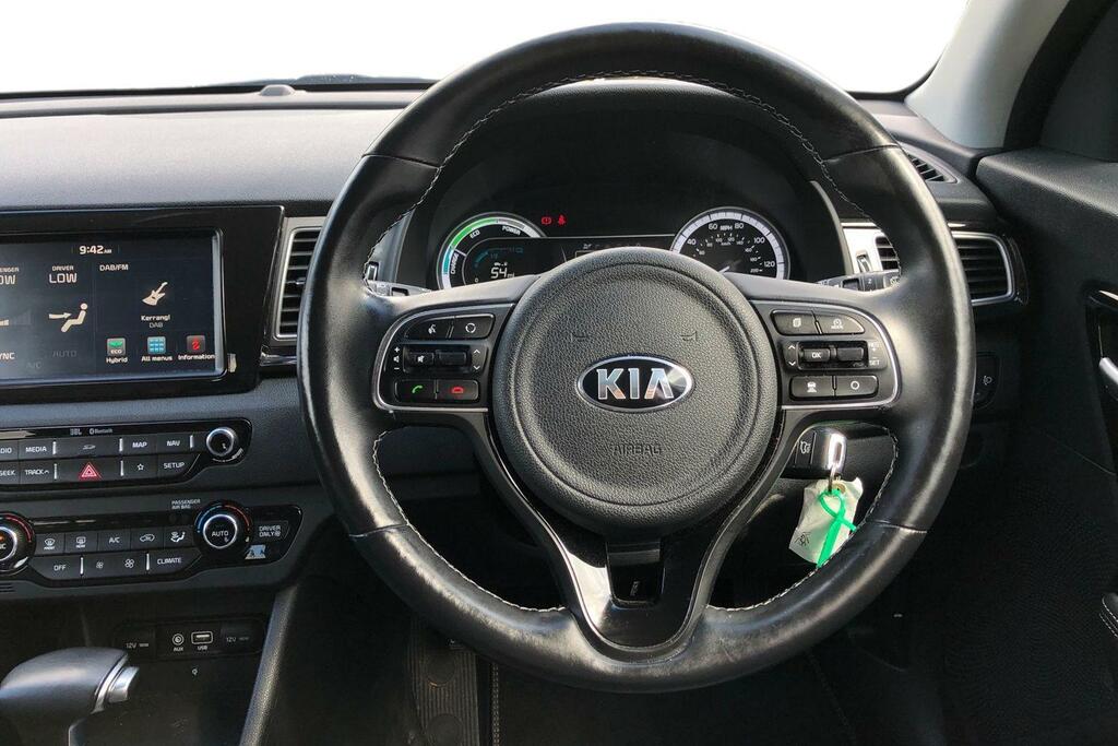 Kia Niro 1.6 Gdi Hybrid 3 Dct White #5
