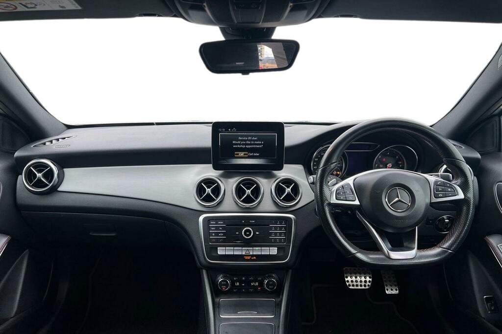 Mercedes-Benz GLA Class Gla 220D 4Matic Amg Line ST18JGF Silver #3