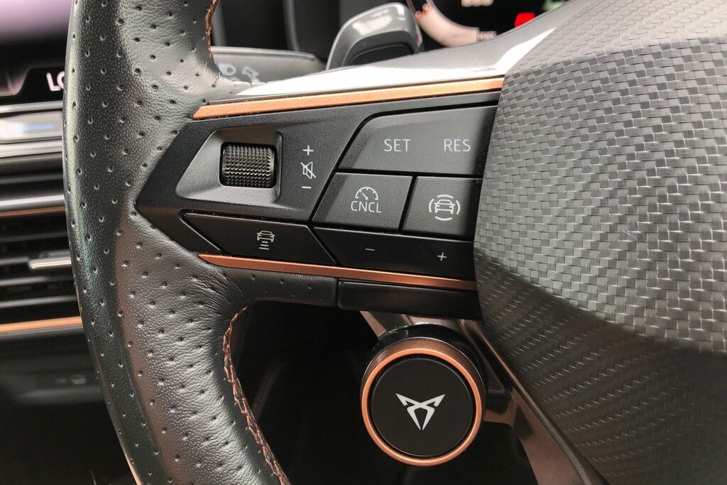 Cupra Formentor 1.5 Etsi 150 V2 Dsg LA74WFO White #6