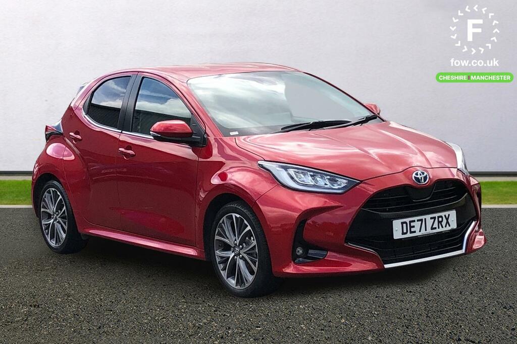 Toyota Yaris 1.5 Hybrid Excel Cvt Red