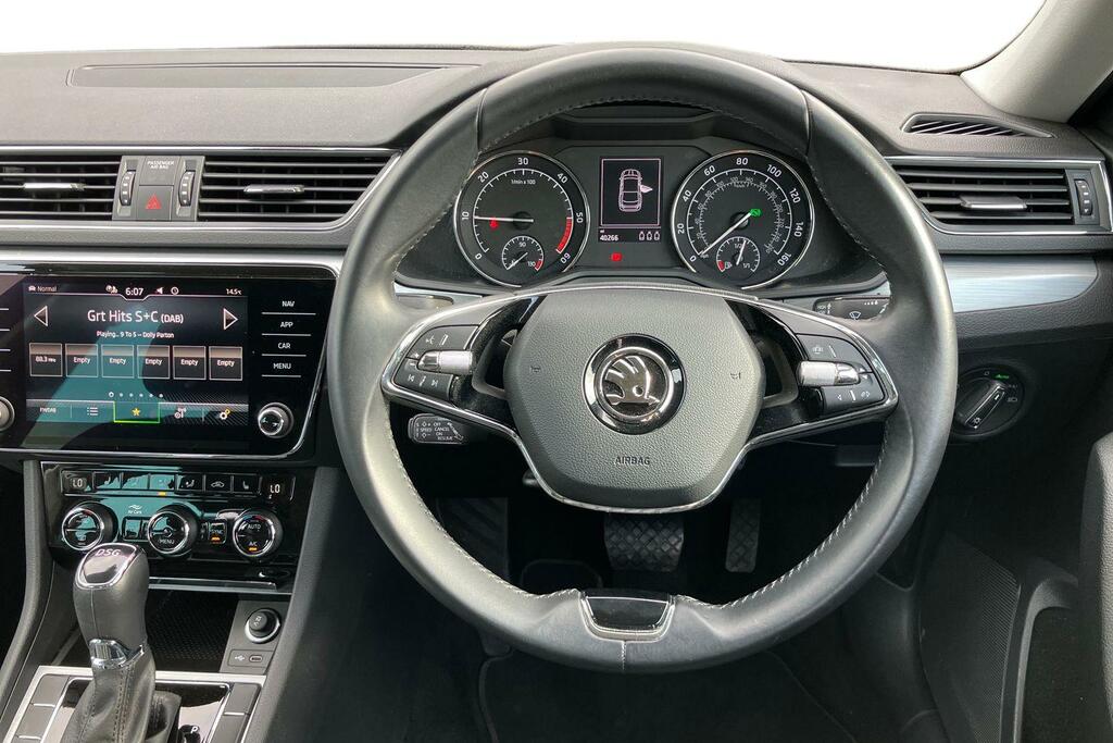Skoda Superb 2.0 Tdi Cr Se Technology Dsg Black #5