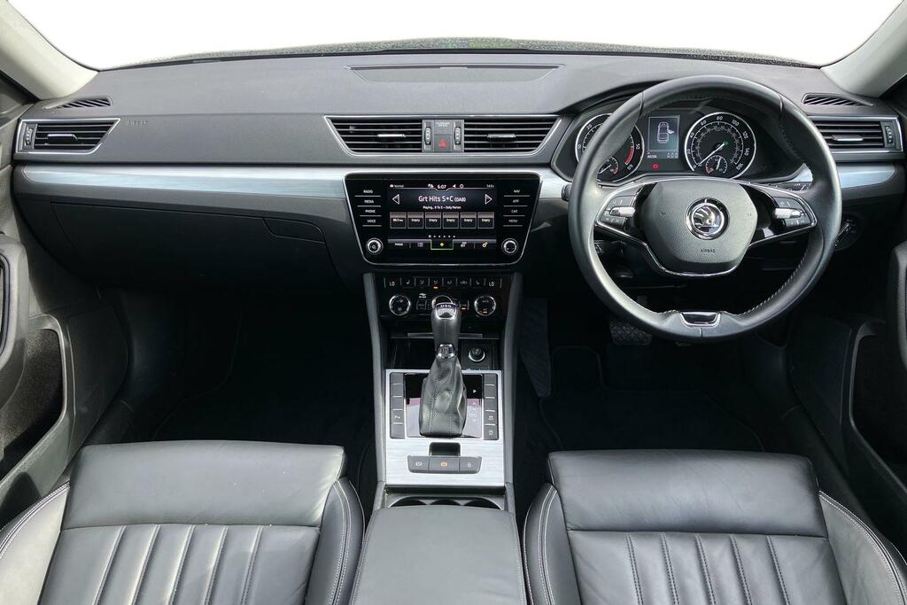 Skoda Superb 2.0 Tdi Cr Se Technology Dsg Black #3