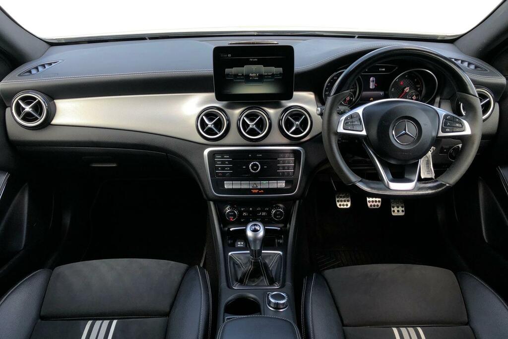 Mercedes-Benz A Class A180d Whiteart BL67MHX White #3