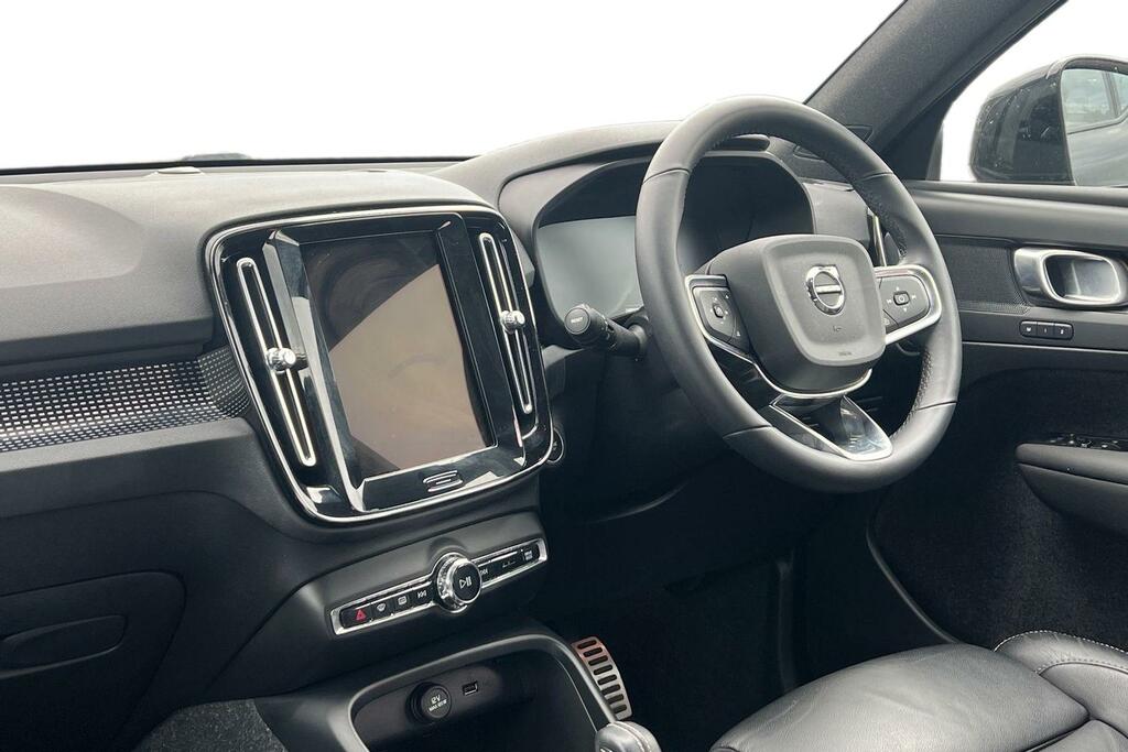 Volvo XC40 2.0 B4p R Design Pro SY71UCH Black #4