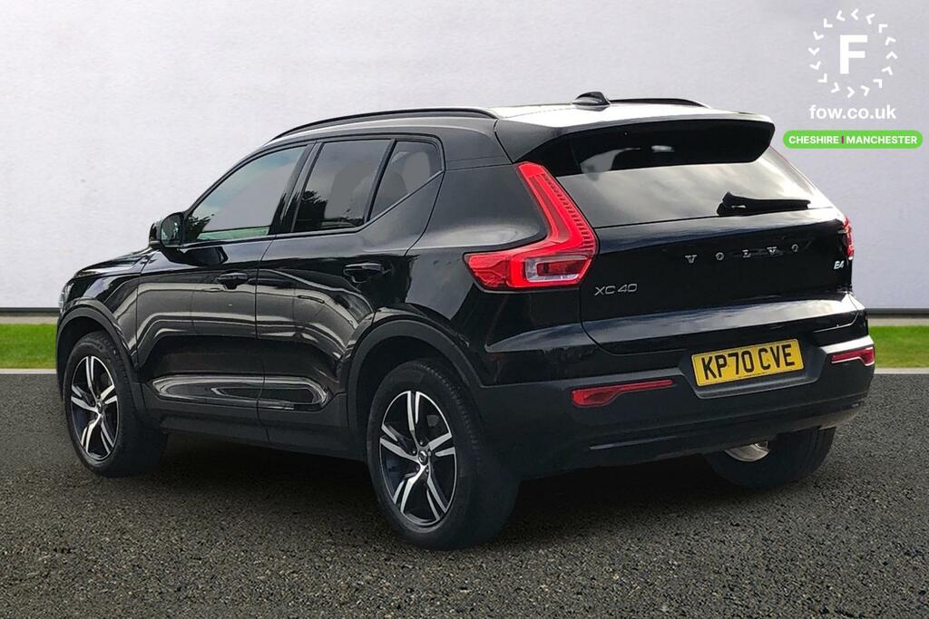 Volvo XC40 2.0 B4p R Design KP70CVE Black #2