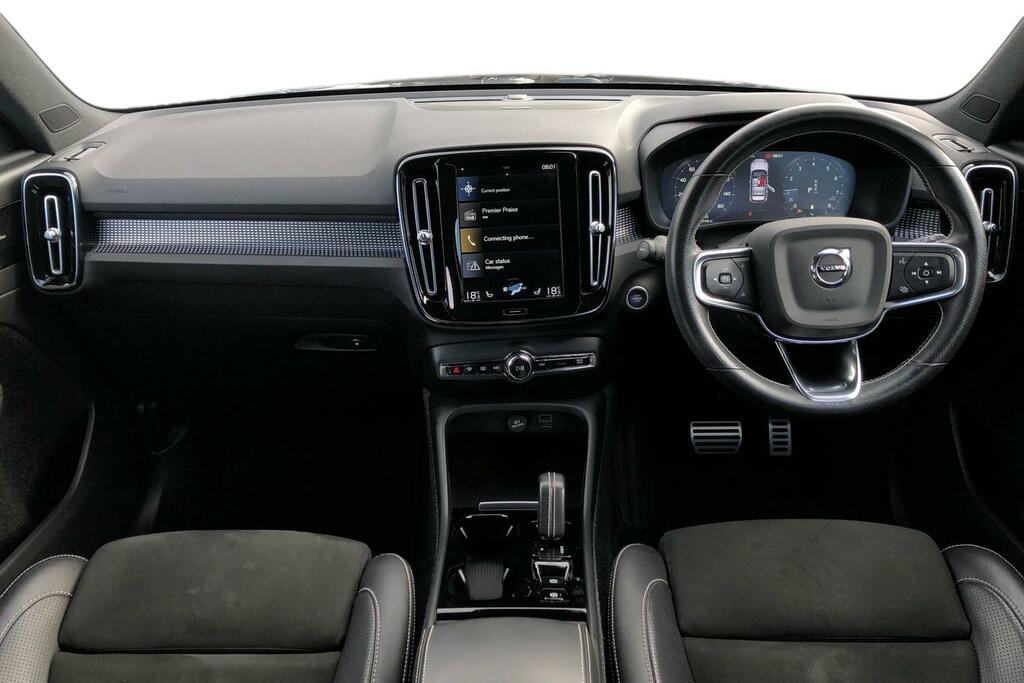 Volvo XC40 2.0 B4p R Design KP70CVE Black #3