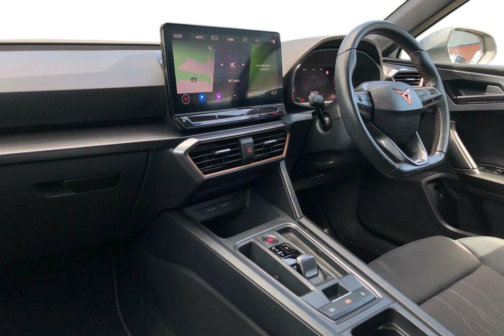 Cupra Leon 1.4 Ehybrid Vz2 Design Edition Dsg White #4