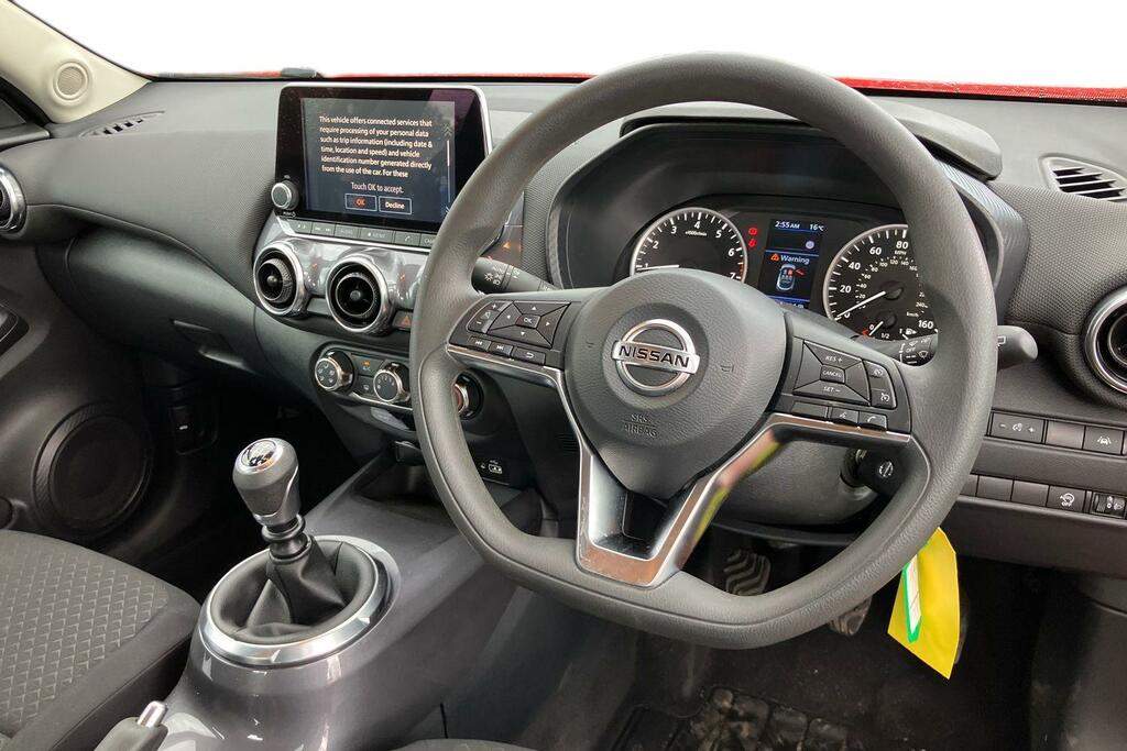 Nissan Juke 1.0 Dig-t 114 Acenta YE22KWM Red #3