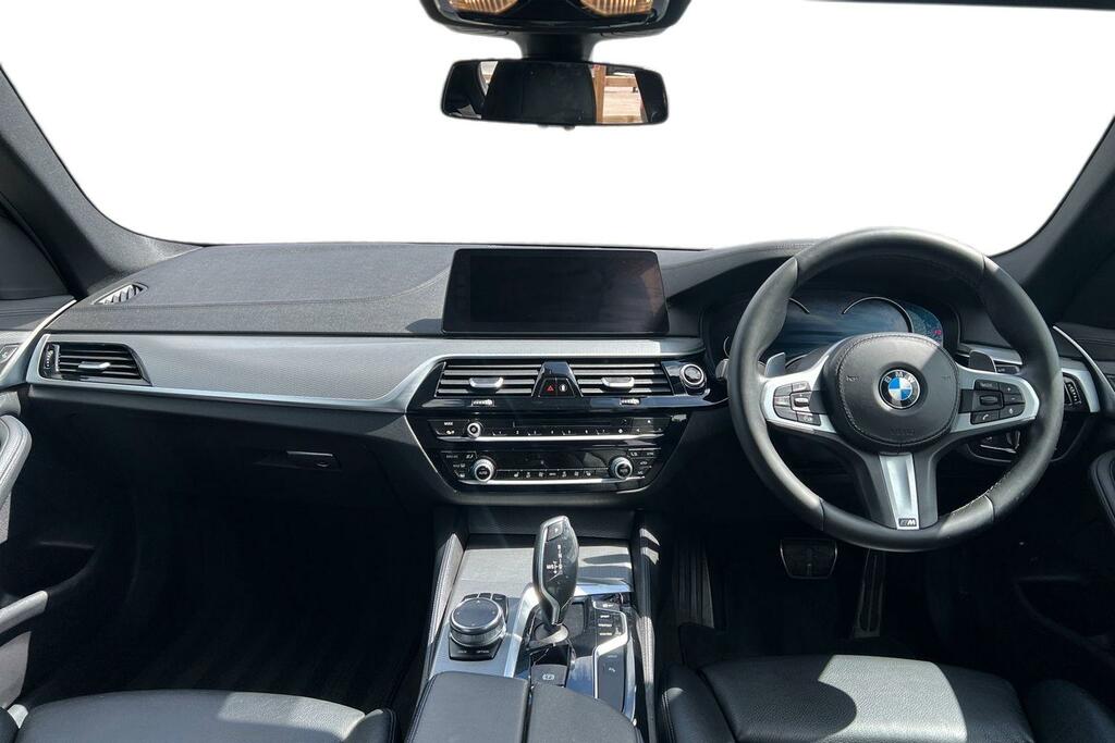 BMW 5 Series 530E M Sport Black #3