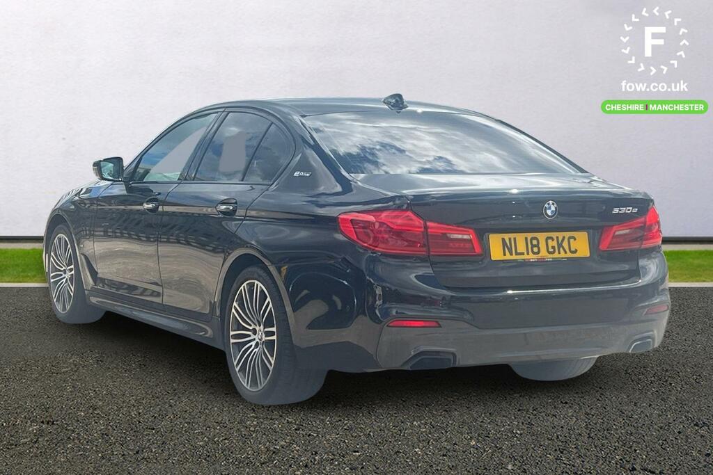 BMW 5 Series 530E M Sport Black #2
