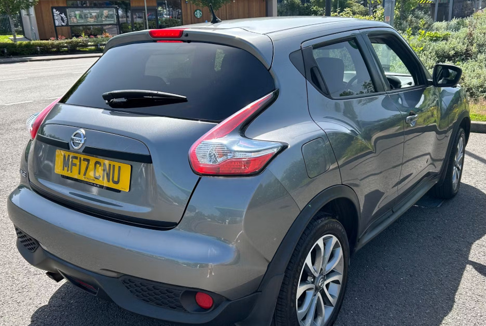 Nissan Juke 1.6 Dig-t Tekna MF17CNU Grey #2