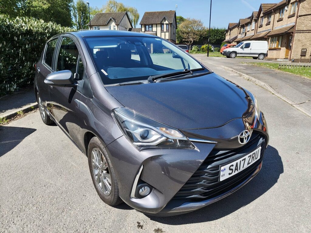 Toyota Yaris 1.5 Vvt-i Icon Grey