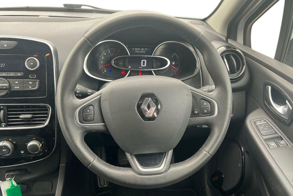 Renault Clio 0.9 Tce 75 Play SJ19UEZ White #5