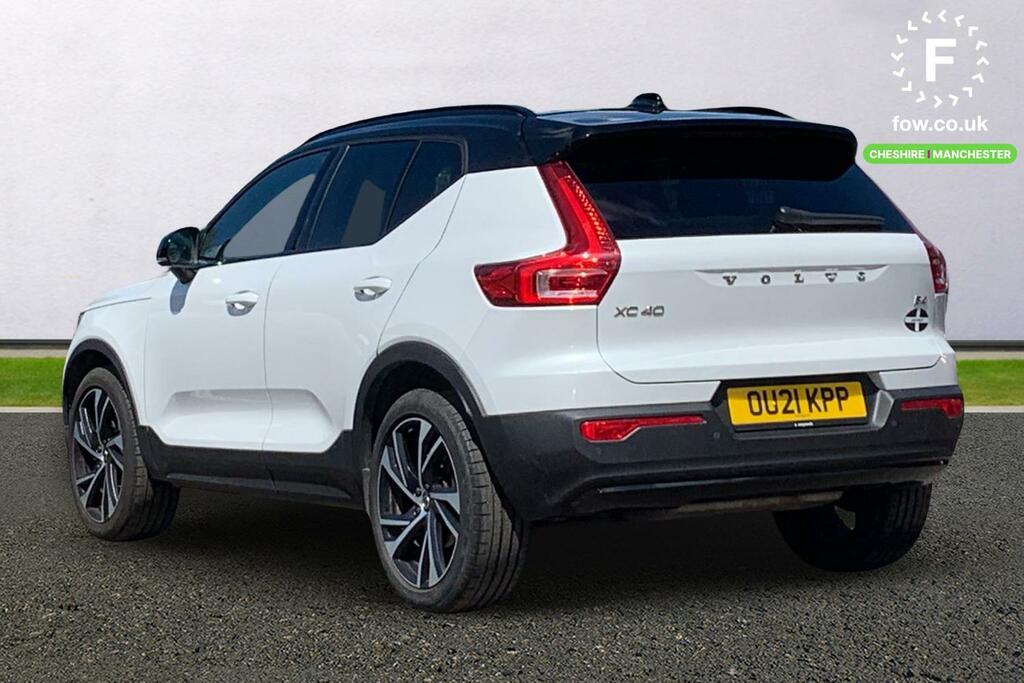 Volvo XC40 2.0 B4p R Design Pro OU21KPP White #2