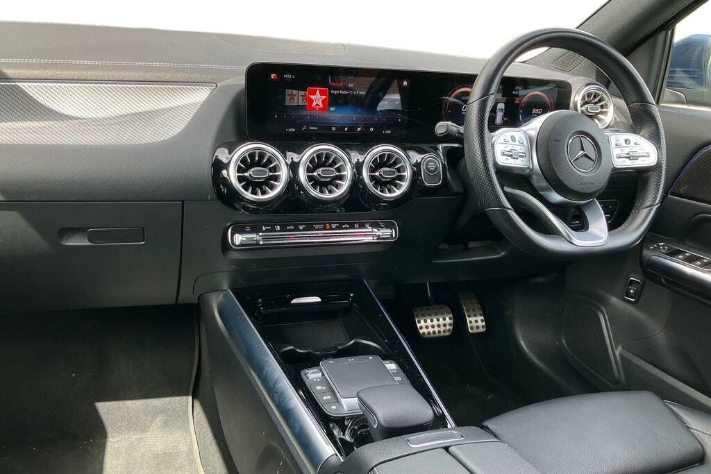 Mercedes-Benz GLA Class Gla 250E Exclusive Edition Premium Blue #4