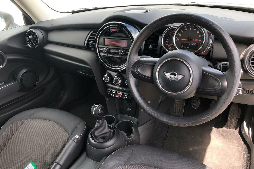 Mini Hatch 1.2 One White #3