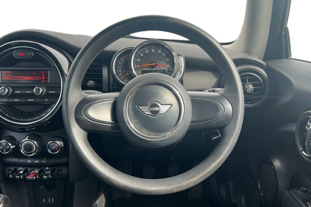 Mini Hatch 1.2 One White #5