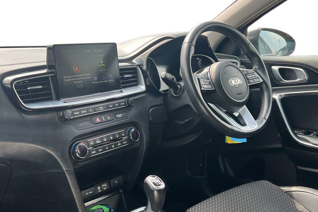 Kia Ceed 1.6 Crdi Isg 3 DA68NSN Black #4
