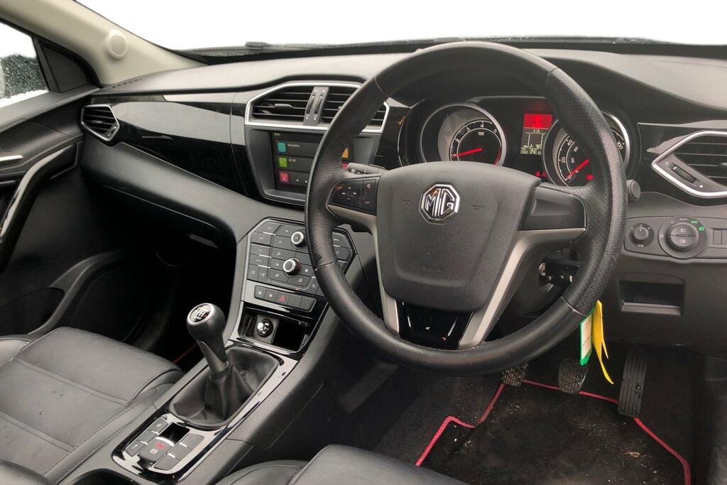 MG GS 1.5 Tgi Exclusive Black #3