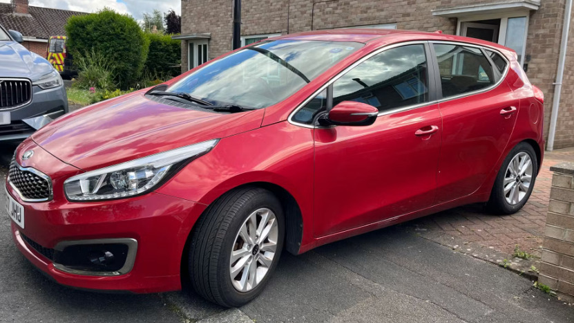 Kia Ceed 1.6 Crdi Isg 2 Red #2