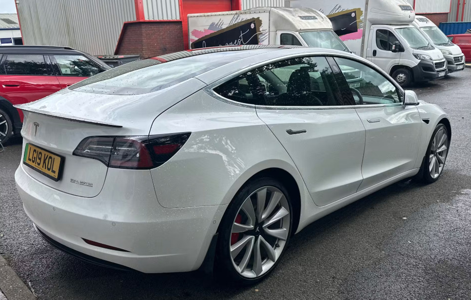 Tesla Model 3 Performance Awd Performance Upgrade White #2