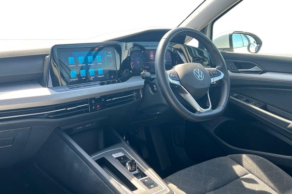 Volkswagen Golf 1.5 Etsi 150 Life Dsg LL23PYZ White #4