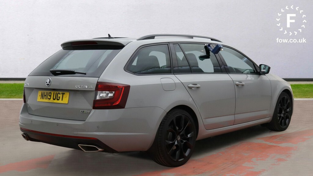 Skoda Octavia 2.0 Tdi Cr Vrs 4X4 Dsg 7 Speed Black Pack Grey #4