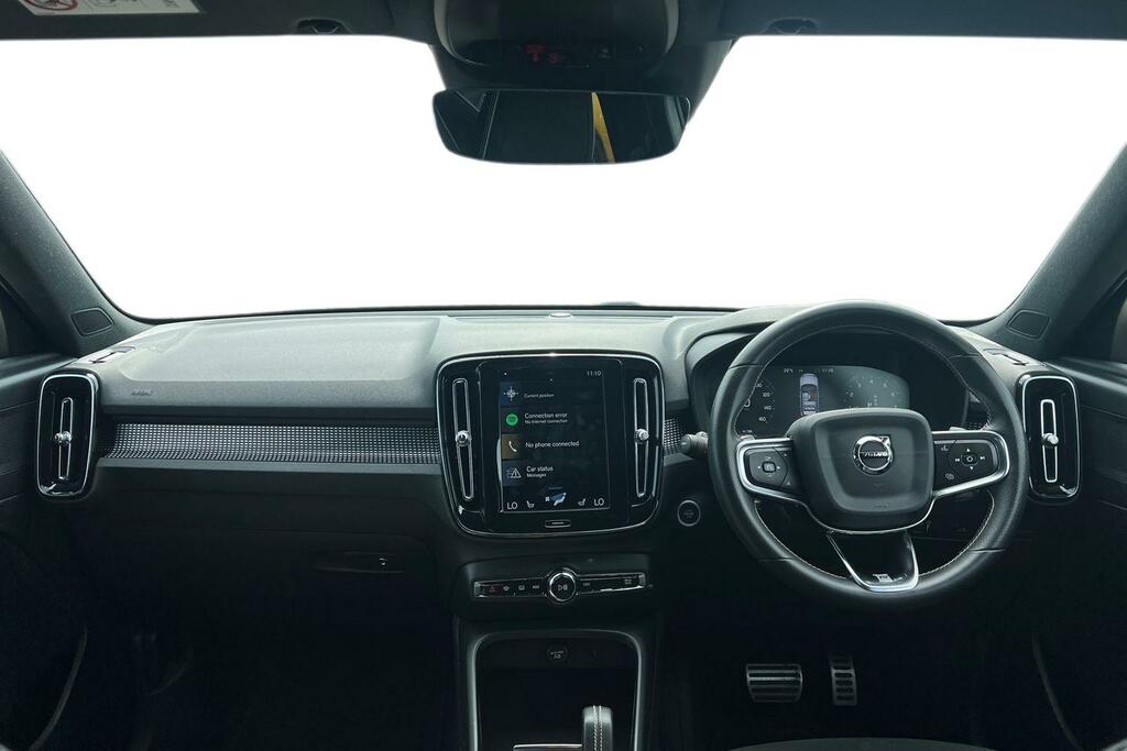 Volvo XC40 1.5 T3 163 R Design Geartronic RV20YMU Red #3